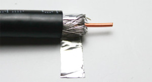 prep-04-cable-trishield-remove-outler-layer-of-foil_400px-high